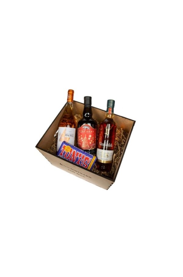 Gift Box | Καλάθι δώρου με Κρασί & 2x Whisky