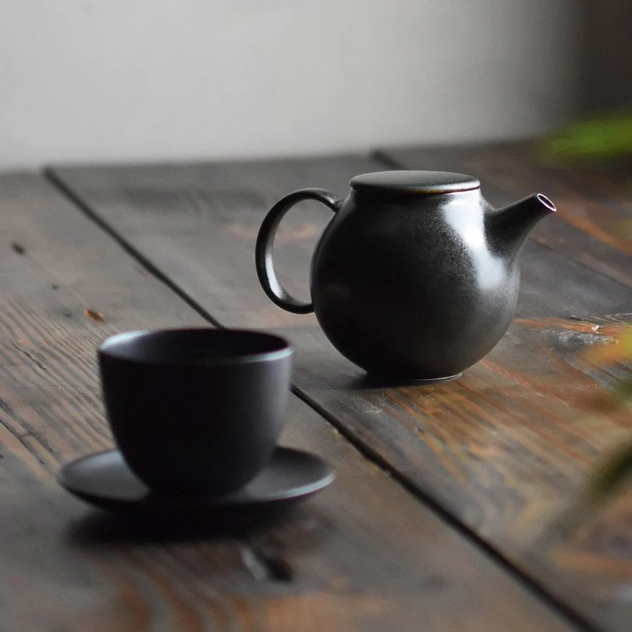 KINTO PEBBLE Teapot 480ml Black KINTO PEBBLE Teapot 480ml Black